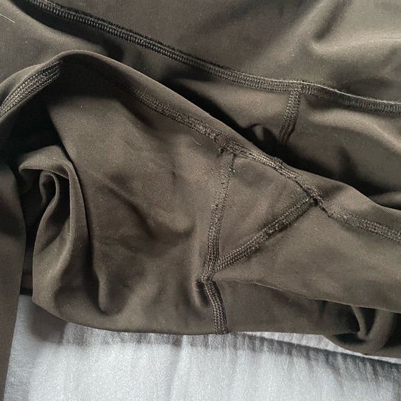 Lululemon Wunder Unders 21” - Picture 5 of 5